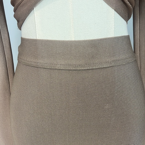 House of CB Giannelli Bandage Skirt and Matching Top - Picture 12 of 17